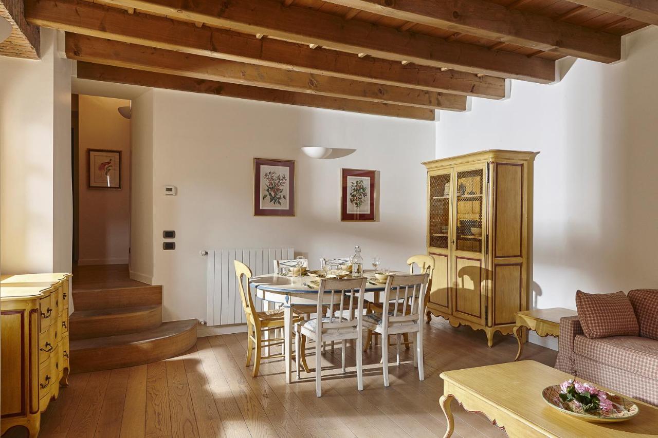 Joivy Charming Apartment Centre Of Como Exteriér fotografie
